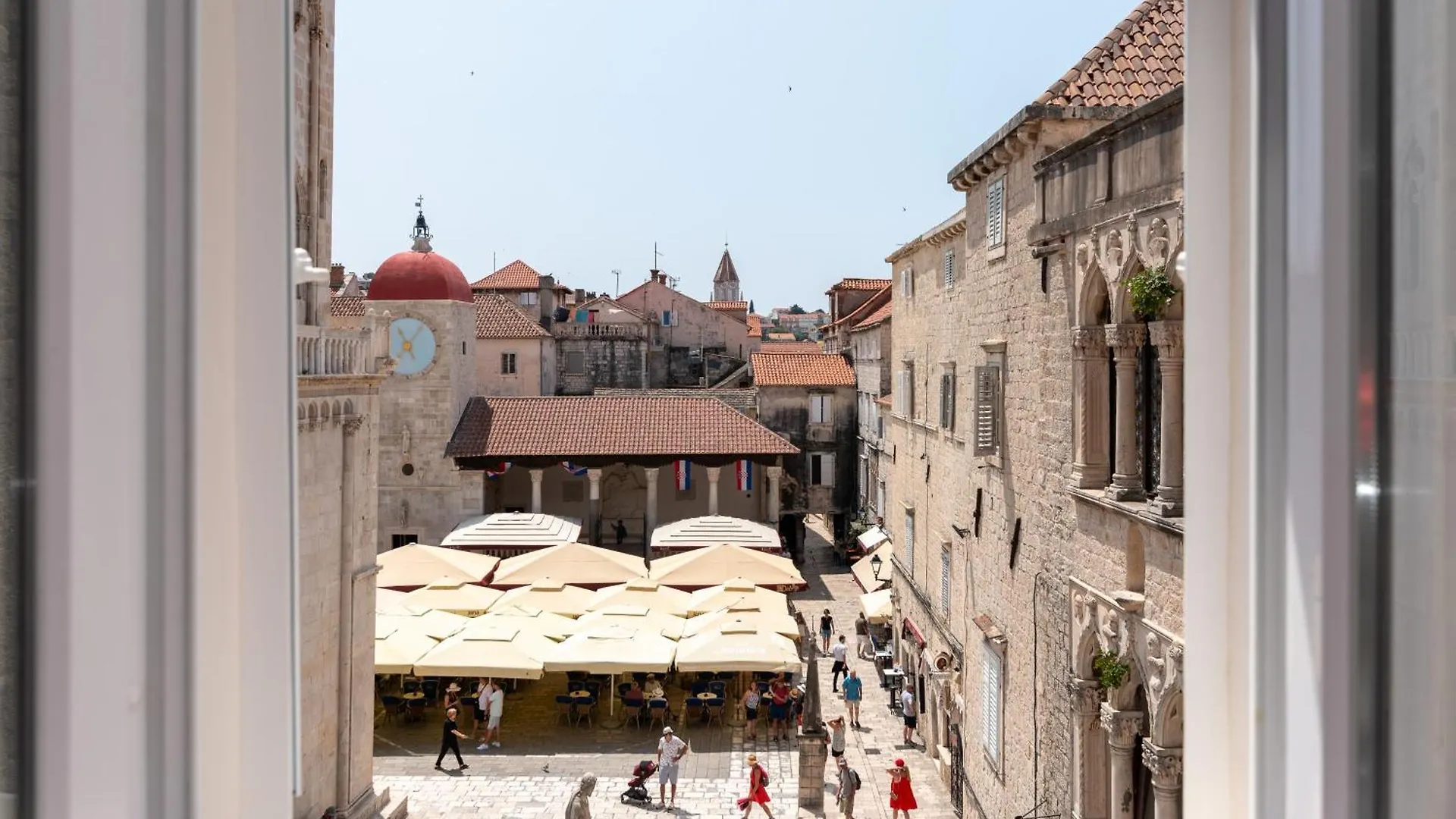 Trogir Square View-Heritage Apartments