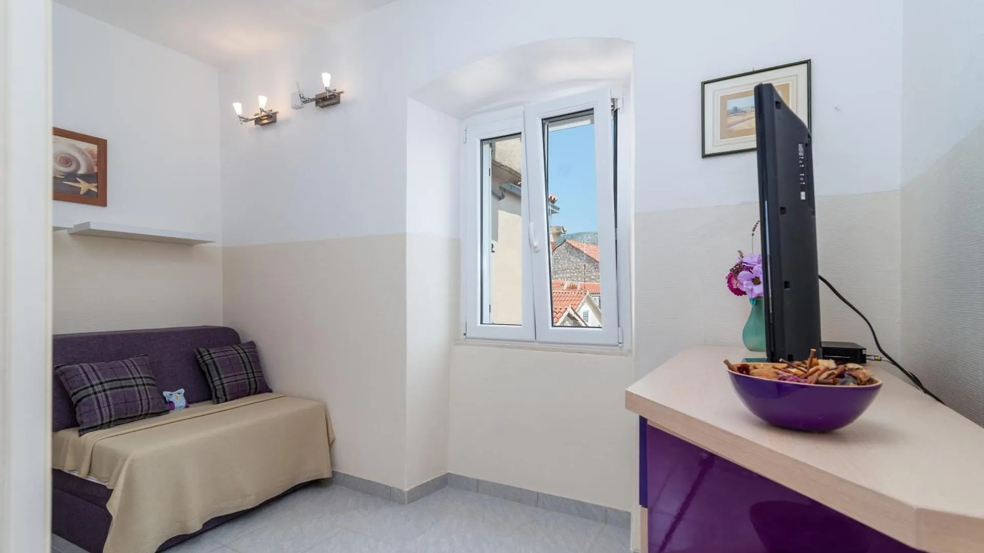 Trogir Square View-Heritage Apartments 0*,